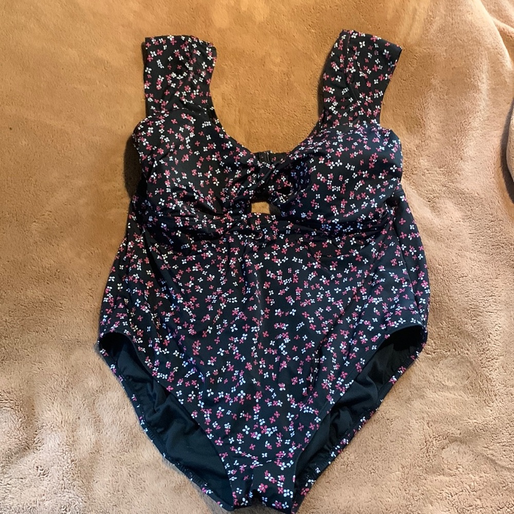 Swimsuit one piece